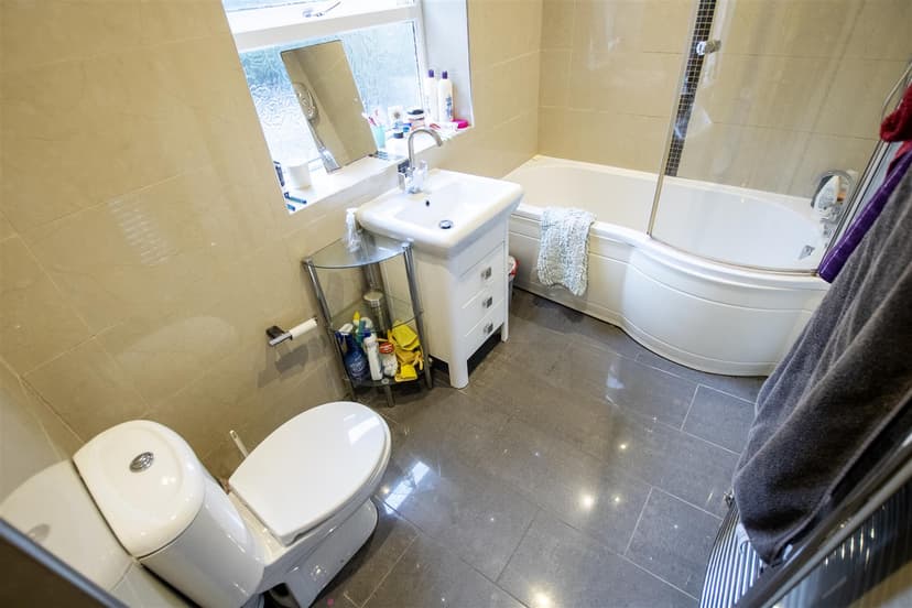 29, Teignmouth Road - Image 1