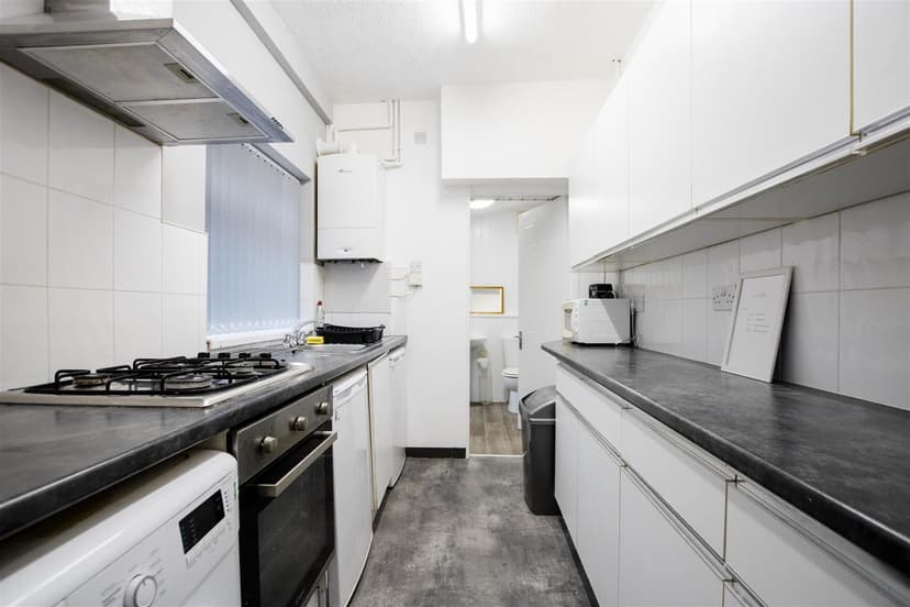 21, Teignmouth Road - Image 10