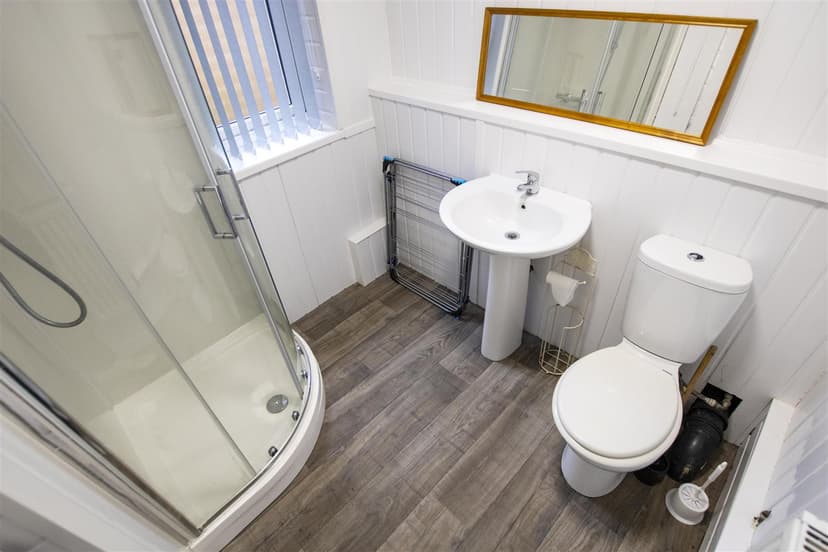 21, Teignmouth Road - Image 2