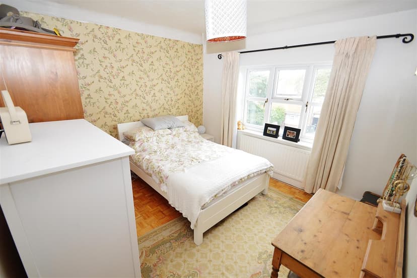 71, Reservoir Road - Image 3