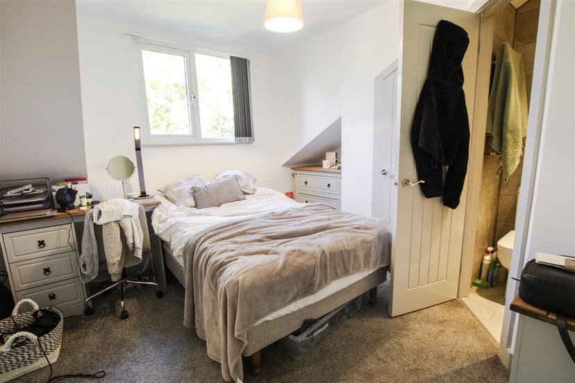 12, Goss Croft - Image 8