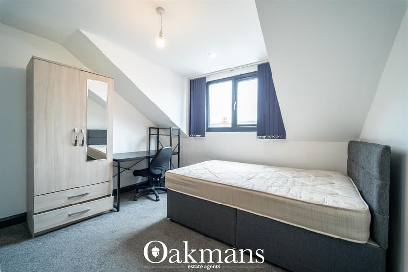 44, Gleave Road - Image 3