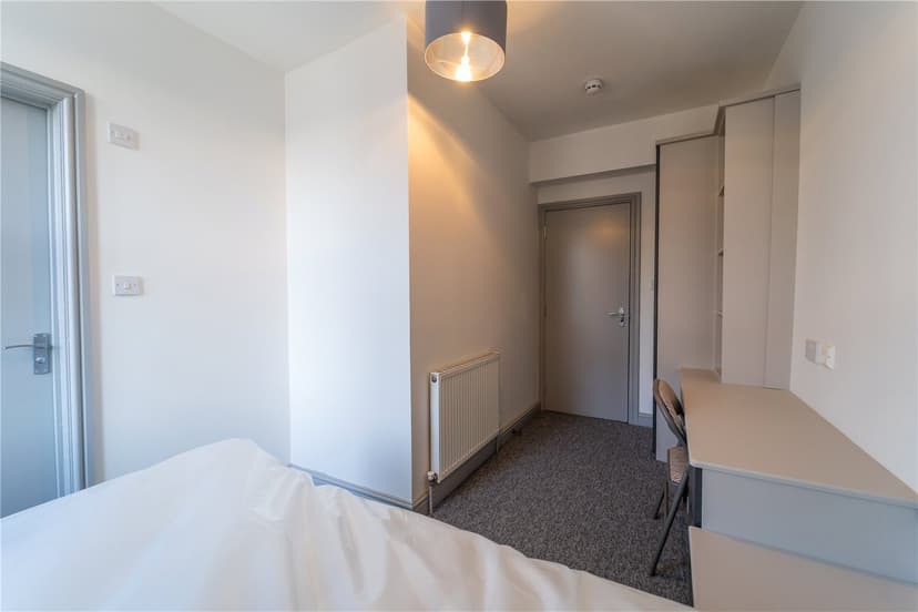 130, Raddlebarn Road - Image 12