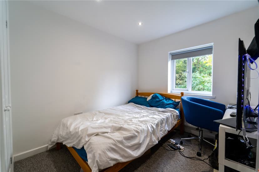 8, Keneggy Mews - Image 13