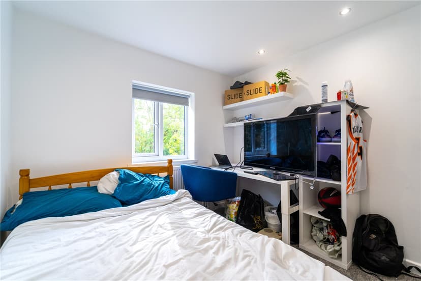 8, Keneggy Mews - Image 12