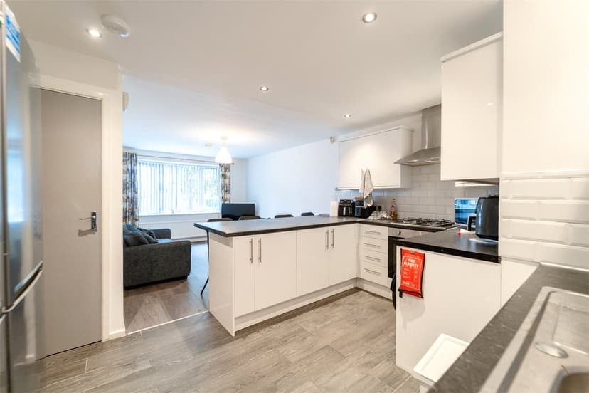 142, Heeley Road - Image 18