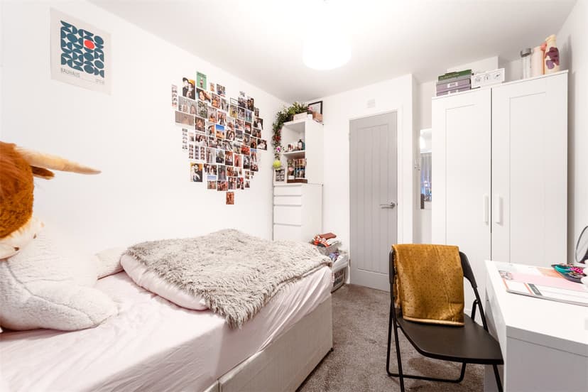 142, Heeley Road - Image 10