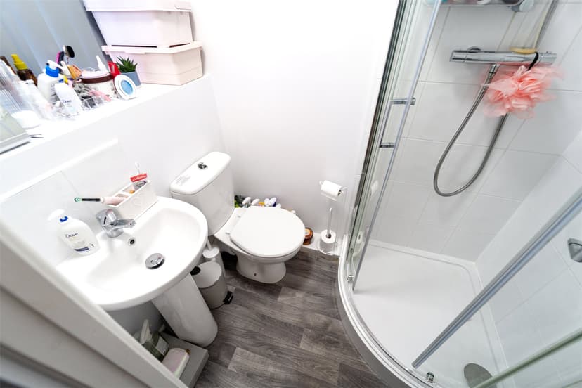 142, Heeley Road - Image 6