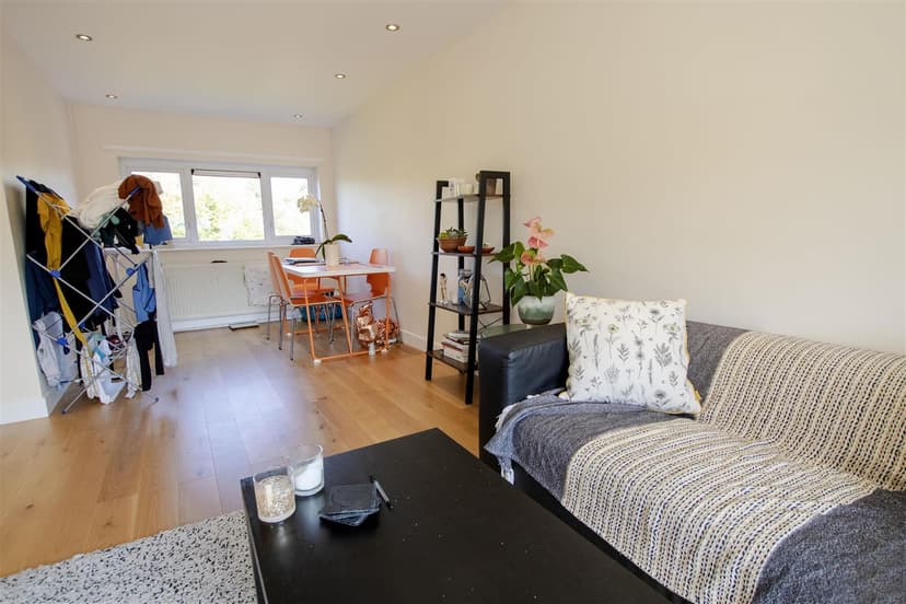 49, Herons Way - Image 8