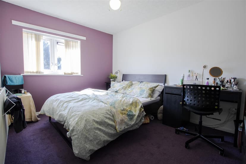 49, Herons Way - Image 3