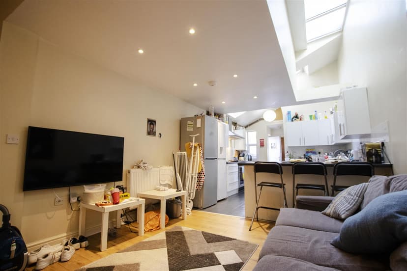 17, Heeley Road - Image 12