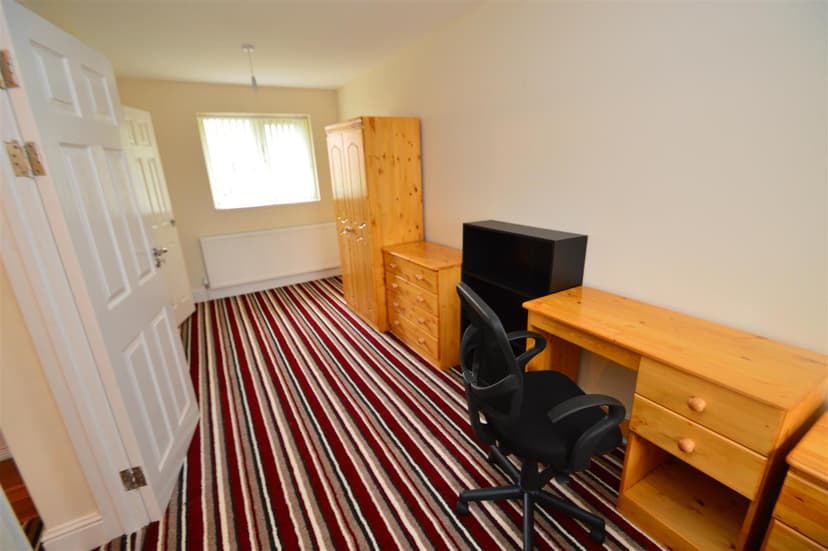 17, Humphrey Middlemore Drive - Image 6