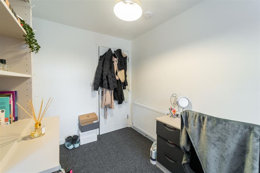 18, Gleave Road - Image 20