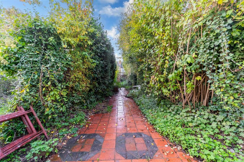 18, Gleave Road - Image 6