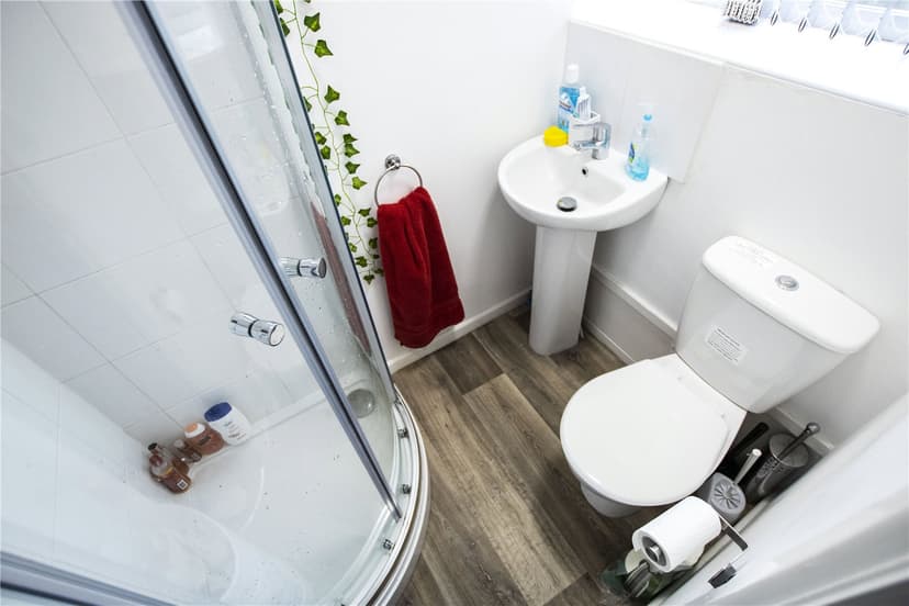 80, Heeley Road - Image 3