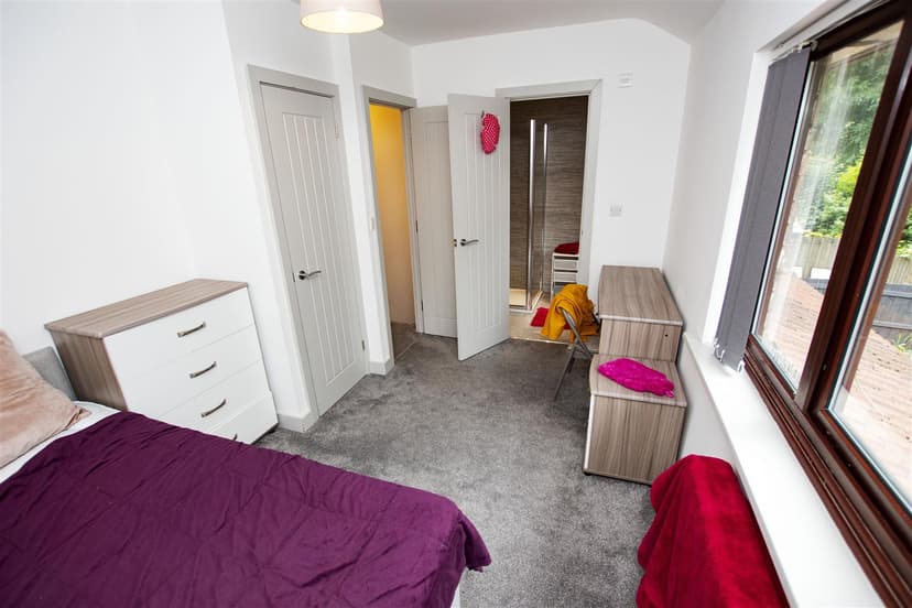 70, Quinton Road - Image 9