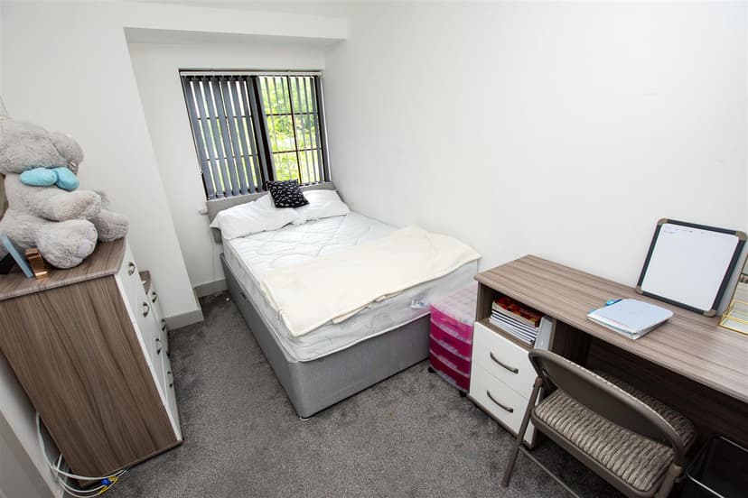 70, Quinton Road - Image 6