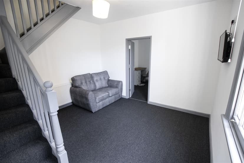 140A, Greenfield Road - Image 6