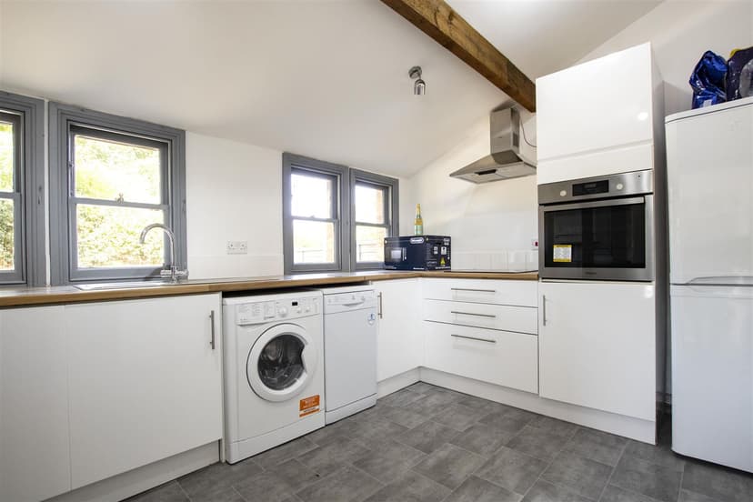 140A, Greenfield Road - Image 5