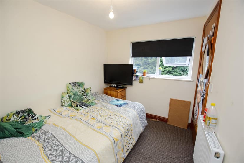 178, Hubert Road - Image 3