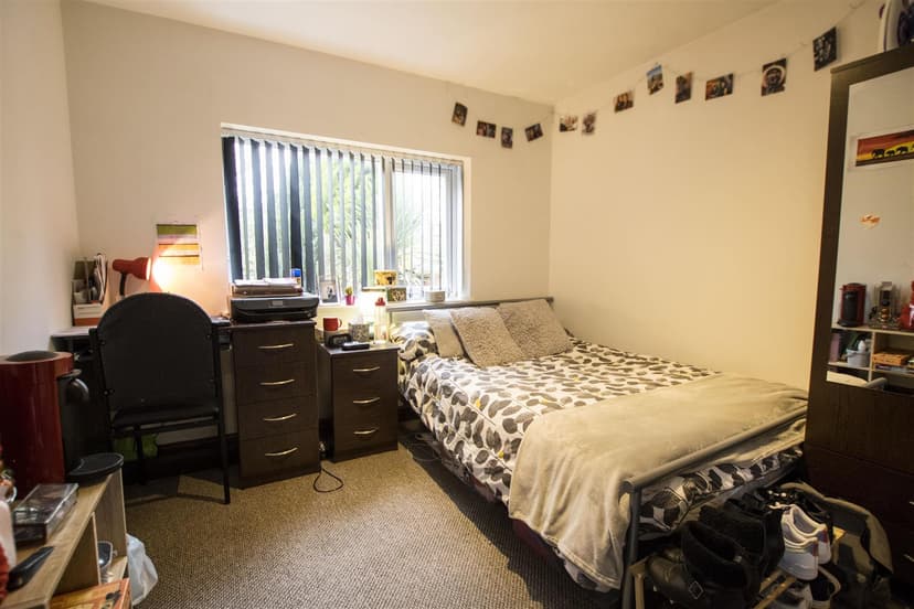 234, Hubert Road - Image 10