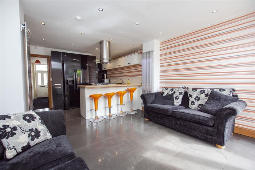 86, Teignmouth Road - Image 11