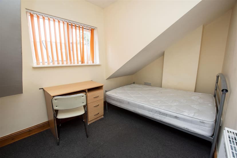 86, Teignmouth Road - Image 7