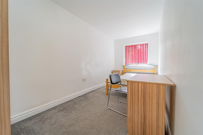 248, Tiverton Road - Image 17