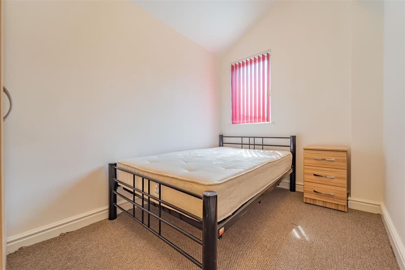 248, Tiverton Road - Image 8