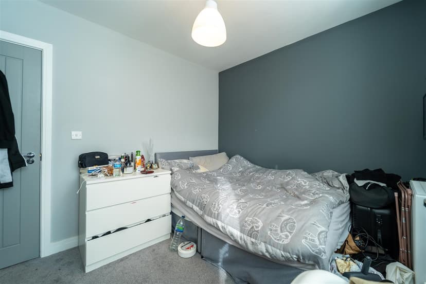 6, Coronation Road - Image 21