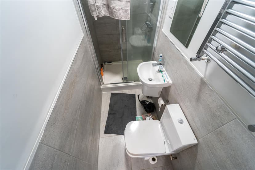 6, Coronation Road - Image 12