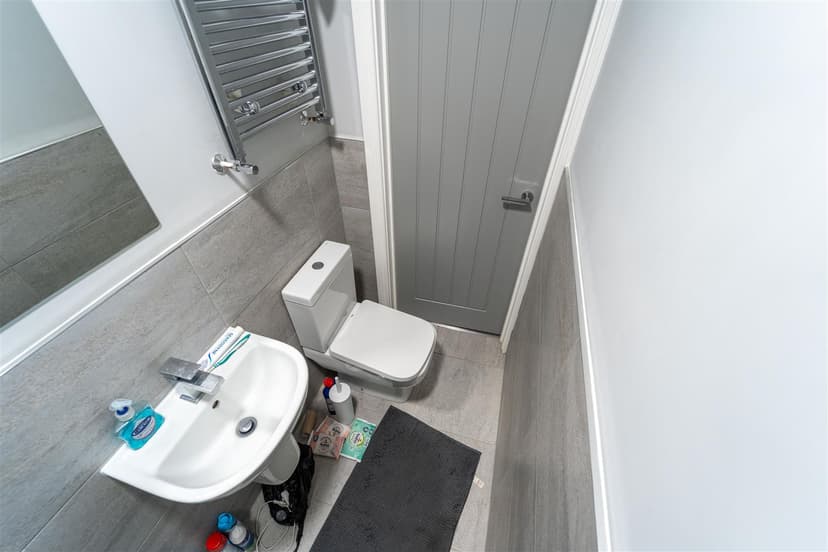 6, Coronation Road - Image 10