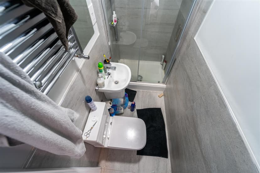 6, Coronation Road - Image 9