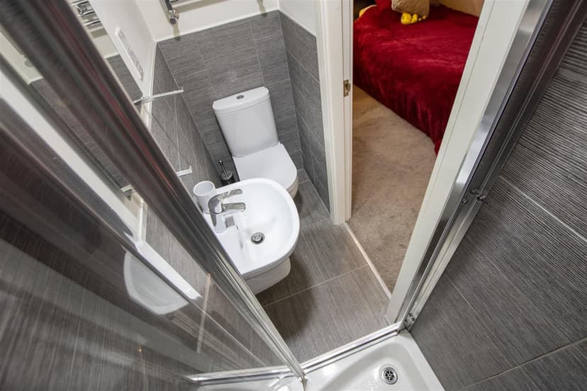 22, George Road - Image 5