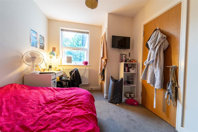 11, Exeter Road - Image 12