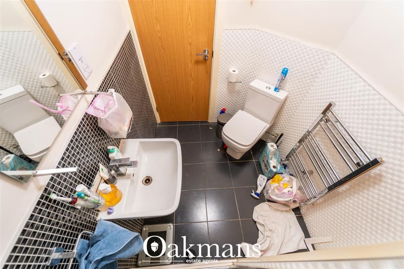 11, Exeter Road - Image 8