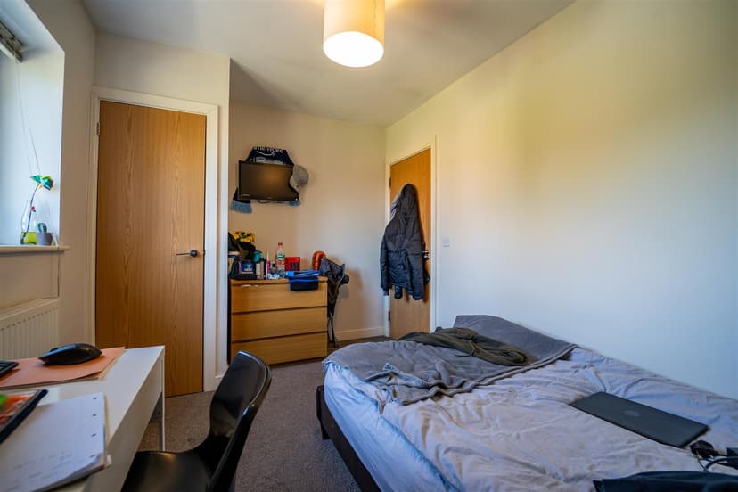 35, Heeley Road - Image 7