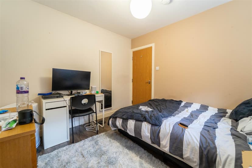 662, Bristol Road - Image 24