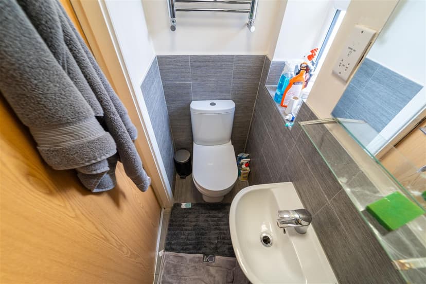 662, Bristol Road - Image 8