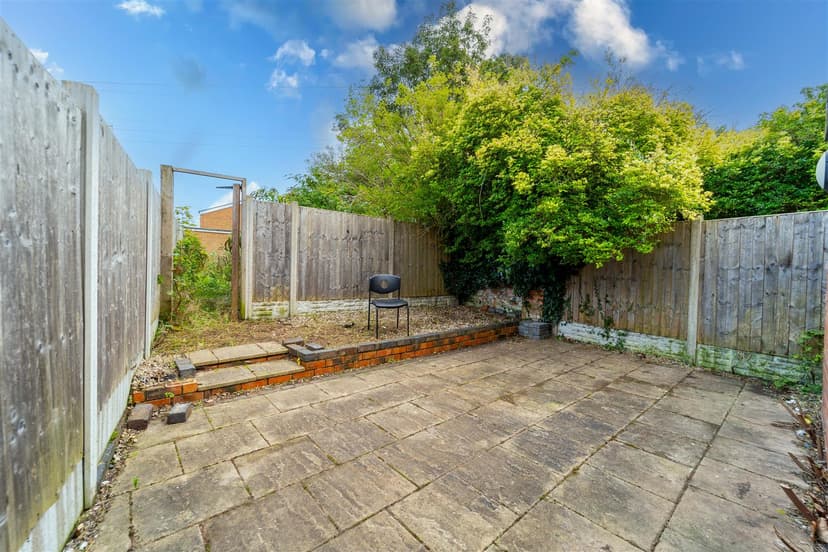 662, Bristol Road - Image 2