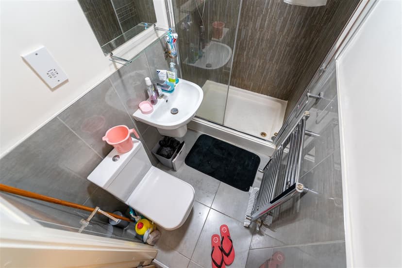 163, Tiverton Road - Image 4