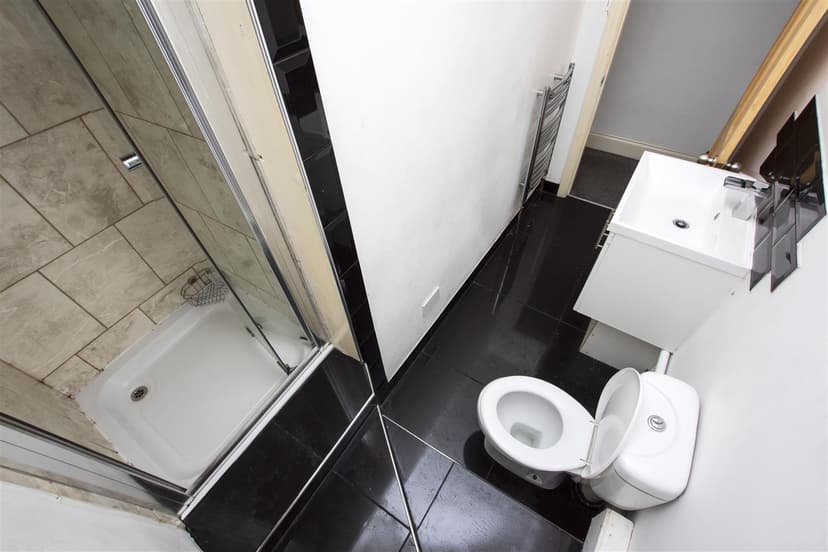 55, Winnie Road - Image 8