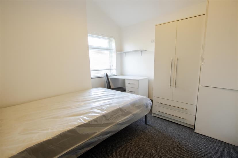 55, Winnie Road - Image 4