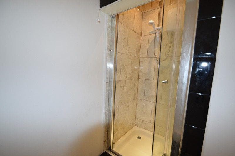 55, Winnie Road - Image 2