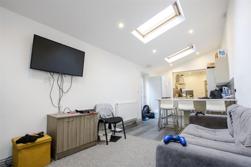 31, Selly Hill Road - Image 12