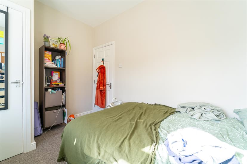 6A, Coronation Road - Image 22