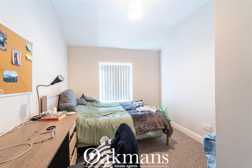 6A, Coronation Road - Image 11