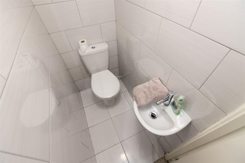 48, Reservoir Road - Image 3