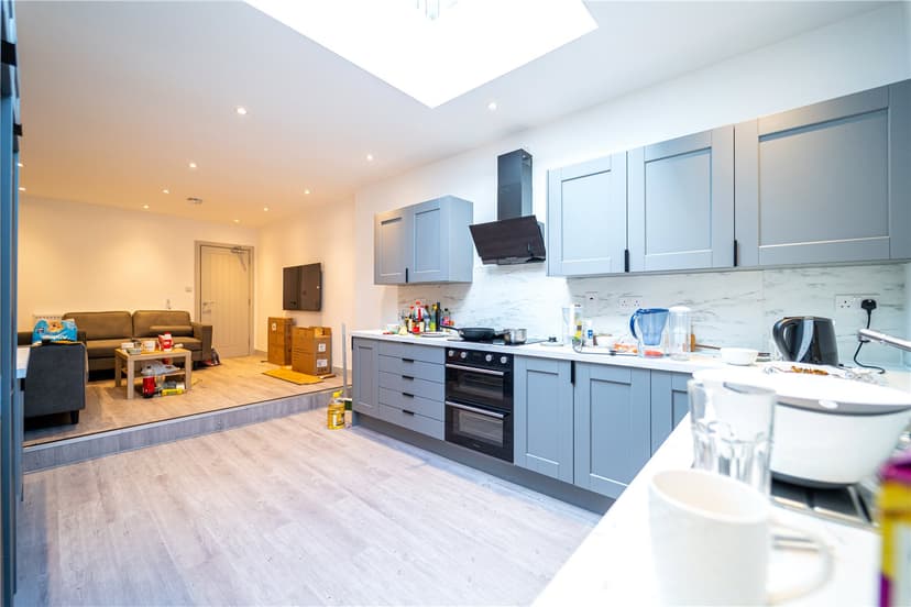 145, Tiverton Road - Image 13