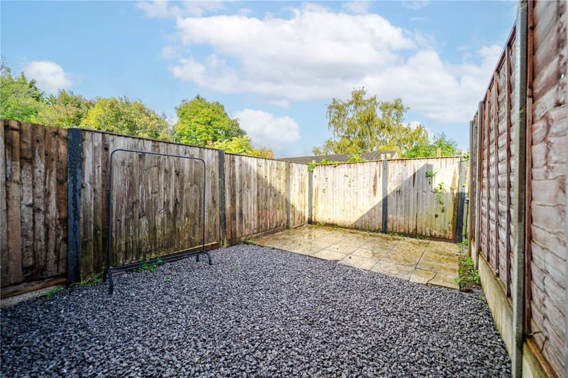 145, Tiverton Road - Image 9